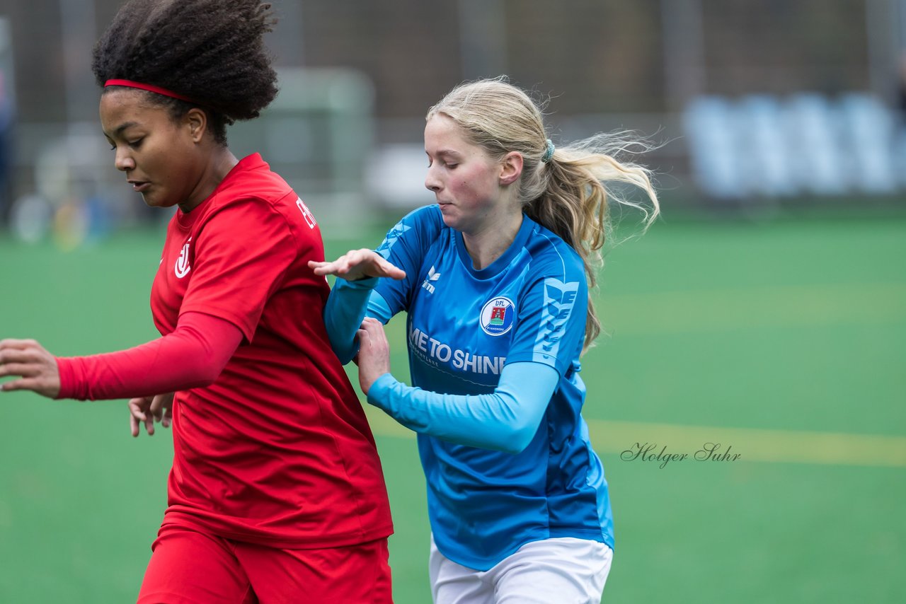 Bild 85 - wBJ VfL Pinneberg - Eimsbuettler TV2 : Ergebnis: 3:5